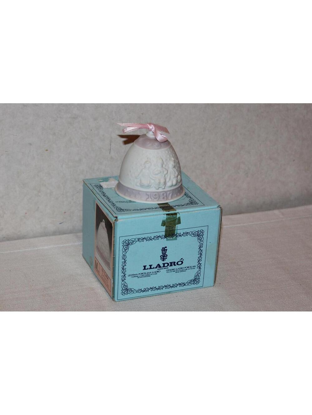 Vintage Lladro 1987 Campanita Christmas Bell - 5.458 - In Original Box
